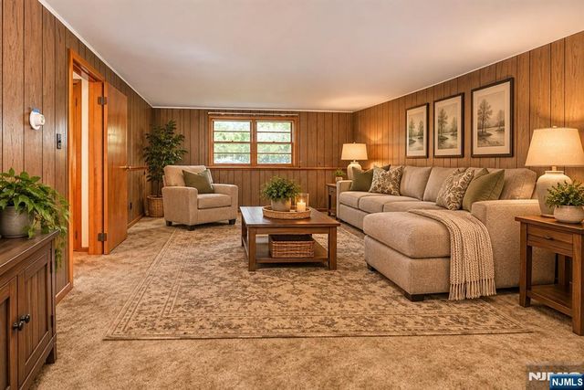 3 Richard Court, Butler Borough, NJ 07405