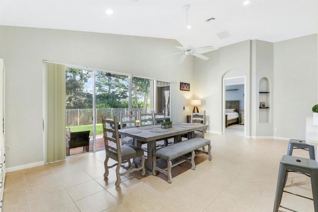 2202 SW Newport Isles Boulevard, Port St. Lucie, FL 34953