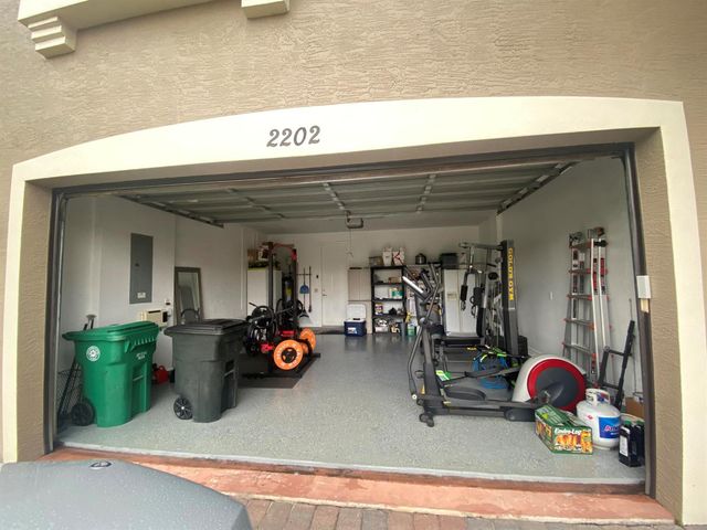 2202 SW Newport Isles Boulevard, Port St. Lucie, FL 34953