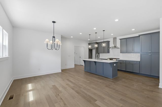 2200 Sadler Ave, Nashville, TN 37210