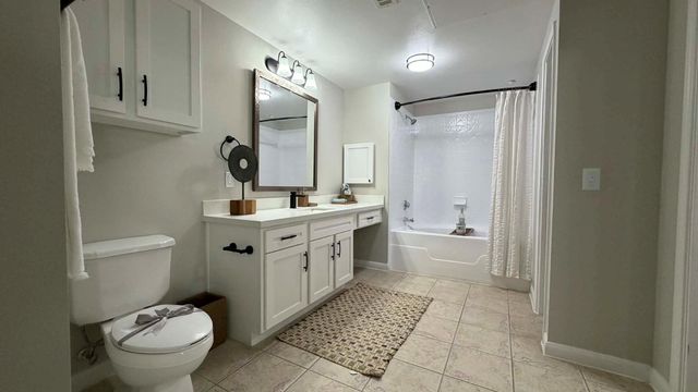 15000 W Airport Boulevard, Sugar Land, TX 77498