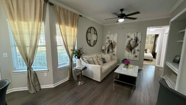 15000 W Airport Boulevard, Sugar Land, TX 77498