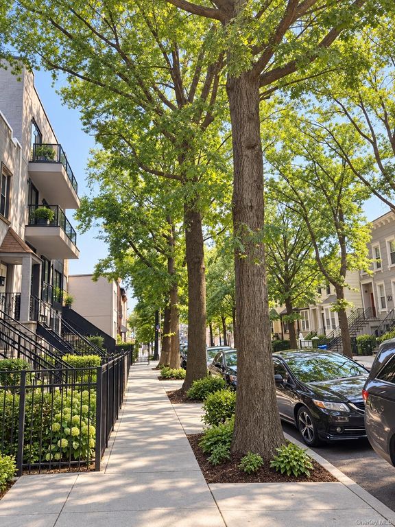 83 Cooper Street, Brooklyn, NY 11207 — photo 2