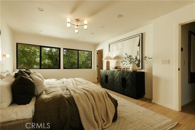 5557 Franrivers Avenue, Woodland Hills (los Angeles), CA 91367