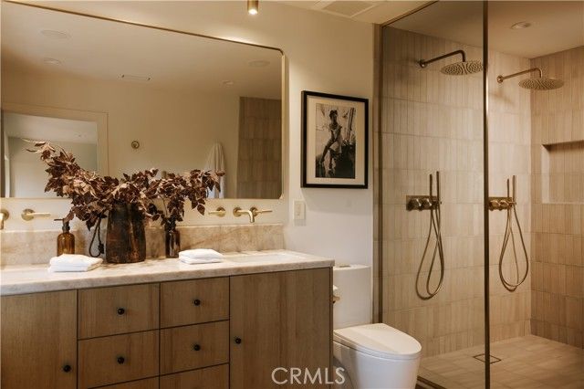 5557 Franrivers Avenue, Woodland Hills (los Angeles), CA 91367