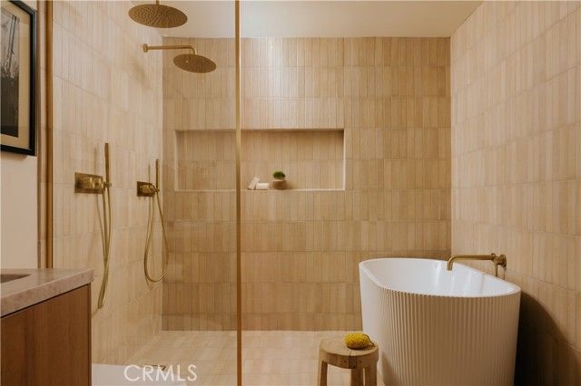 5557 Franrivers Avenue, Woodland Hills (los Angeles), CA 91367