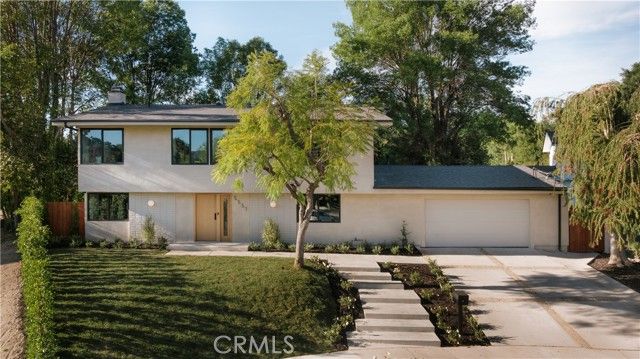 5557 Franrivers Avenue, Woodland Hills (los Angeles), CA 91367