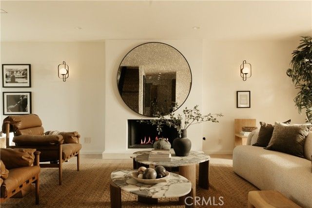 5557 Franrivers Avenue, Woodland Hills (los Angeles), CA 91367