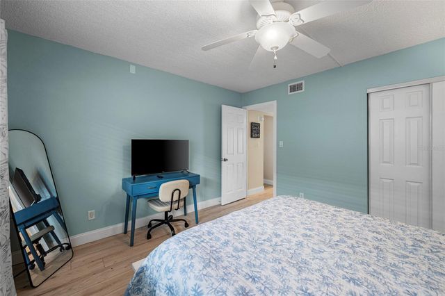 117 7TH STREET N 23, Bradenton Beach, FL 34217