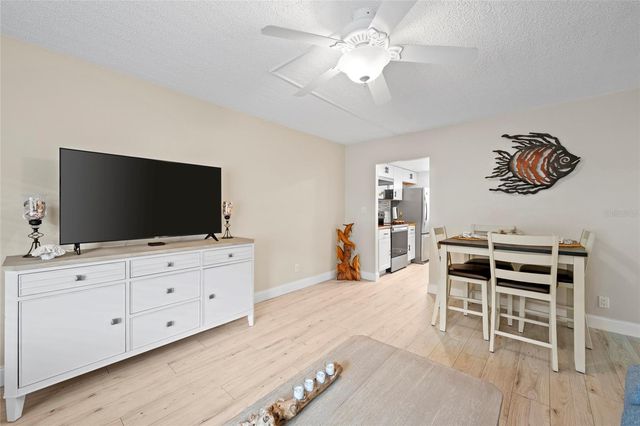 117 7TH STREET N 23, Bradenton Beach, FL 34217