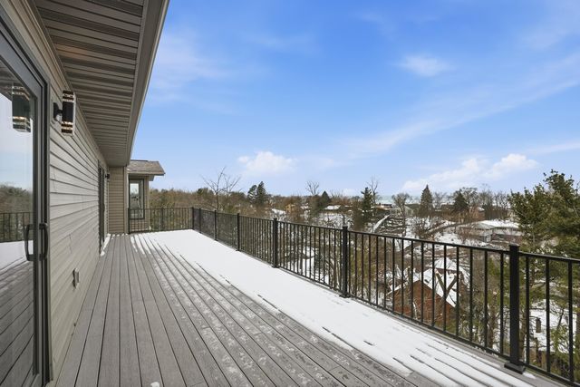 22 Skyline Drive, Portage, IN 46368