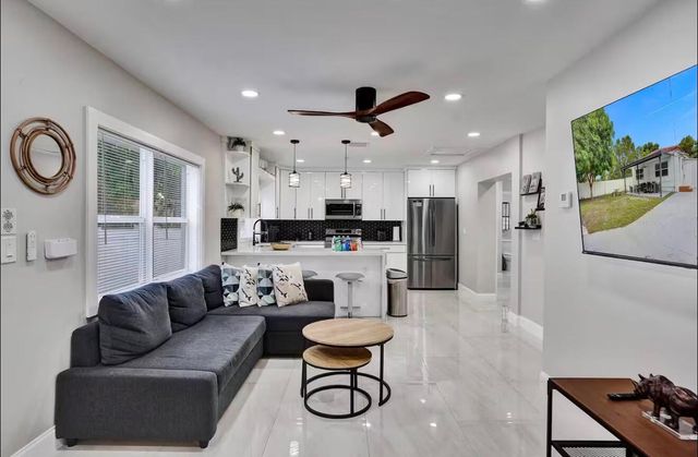 1701 Jefferson Street, Hollywood, FL 33020