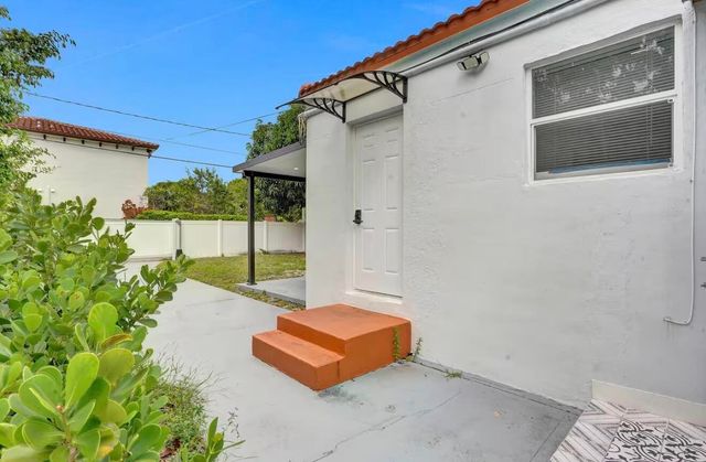 1701 Jefferson Street, Hollywood, FL 33020