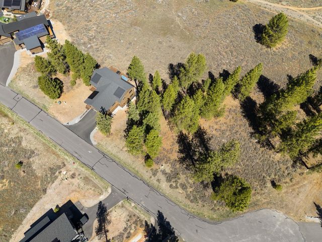 10668 Winchester Court, Truckee, CA 96161