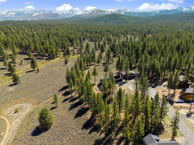 10668 Winchester Court, Truckee, CA 96161