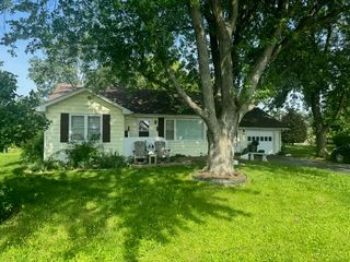 3707 N Fairview Avenue, Johnsburg, IL 60051