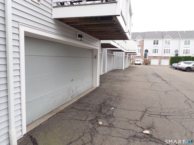 2612 North Avenue A6, Bridgeport, CT 06604