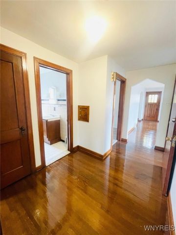 1176 Tonawanda Street, Tonawanda, NY 14207