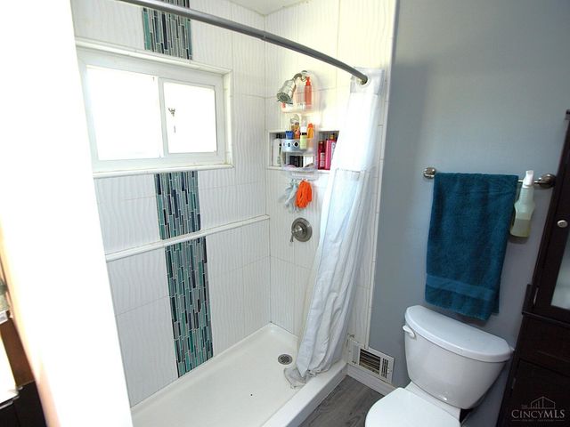 4362 Cloverhill Terrace, Delhi Twp, OH 45238