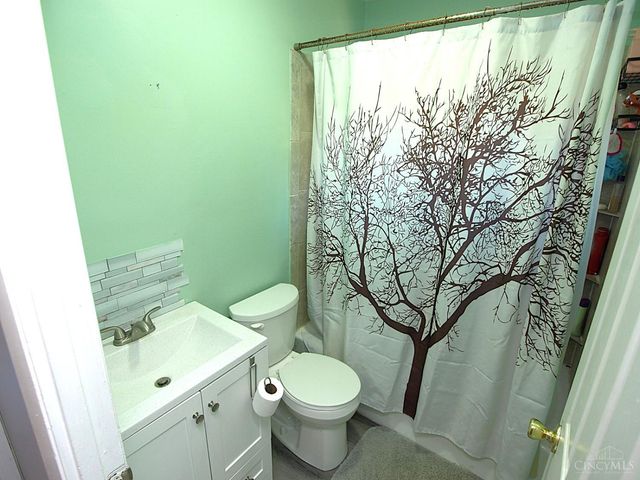 4362 Cloverhill Terrace, Delhi Twp, OH 45238