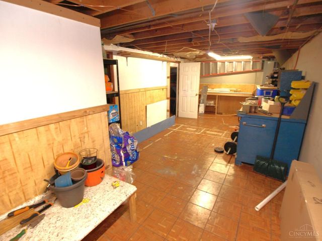 4362 Cloverhill Terrace, Delhi Twp, OH 45238