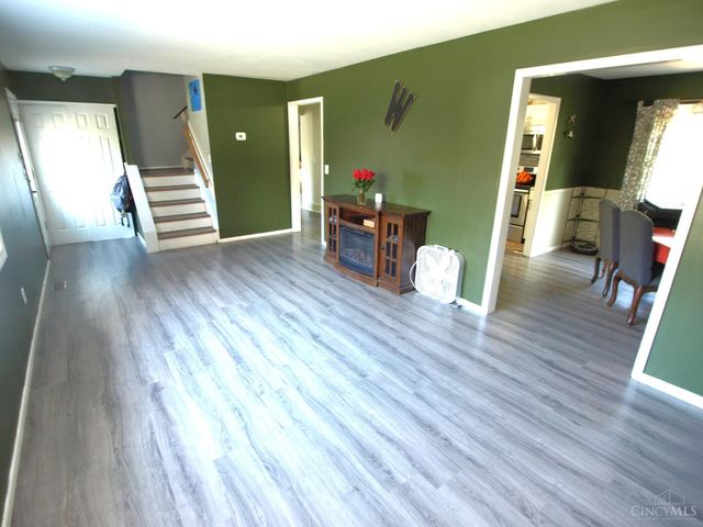 4362 Cloverhill Terrace, Delhi Twp, OH 45238