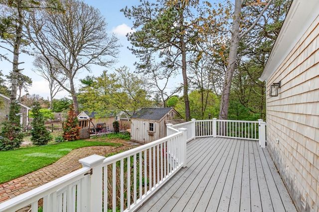 70 Uncle Deane's Rd, Chatham, MA 02659