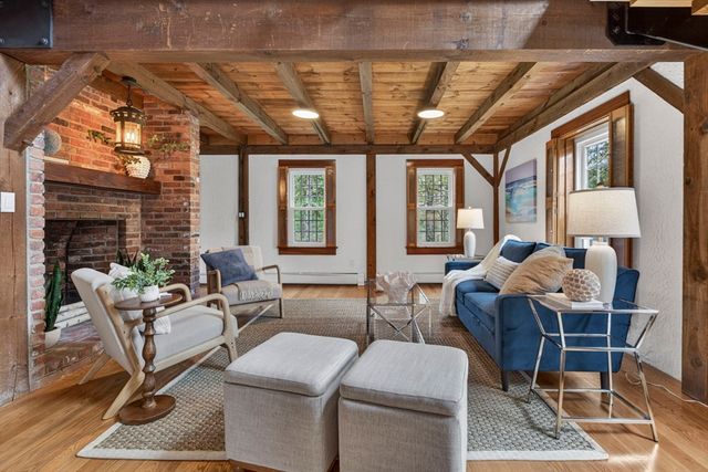 70 Uncle Deane's Rd, Chatham, MA 02659
