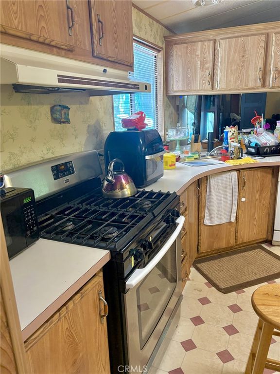 Image 10 of property listing at 15048 Jack Pine, Magalia, CA 95954