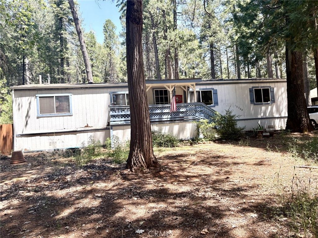Image 8 of property listing at 15048 Jack Pine, Magalia, CA 95954