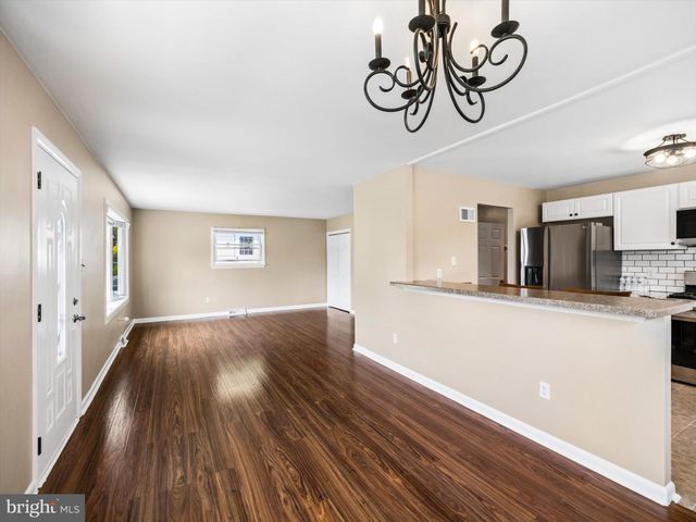 2837 ANZAC AVE, Abington, PA 19001