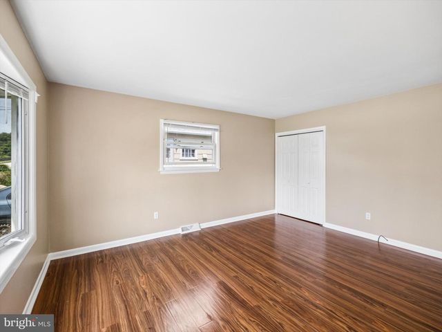 2837 ANZAC AVE, Abington, PA 19001