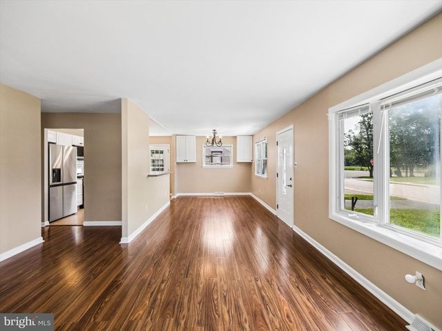 2837 ANZAC AVE, Abington, PA 19001