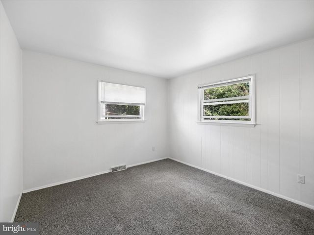 2837 ANZAC AVE, Abington, PA 19001