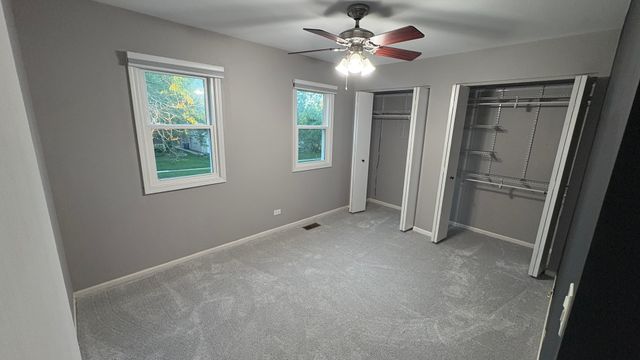 1717 N Waterville Lane, Schaumburg, IL 60194