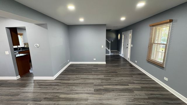 1717 N Waterville Lane, Schaumburg, IL 60194