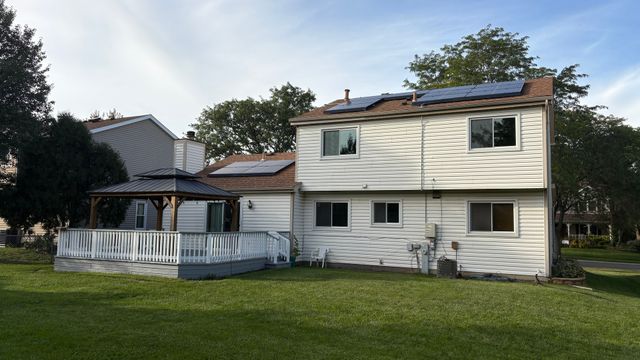 1717 N Waterville Lane, Schaumburg, IL 60194