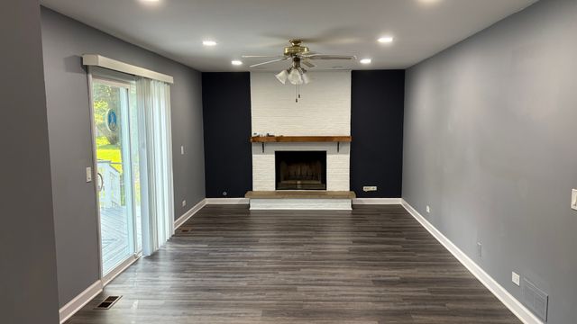 1717 N Waterville Lane, Schaumburg, IL 60194