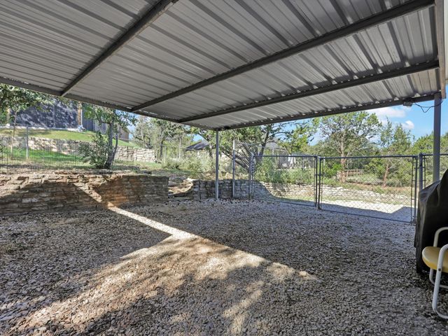 2712 Austin Drive, Granbury, TX 76048