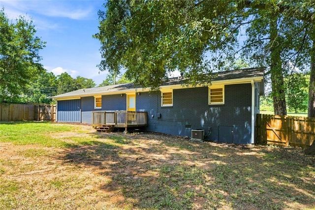 239 Hurt Road SW, Smyrna, GA 30082