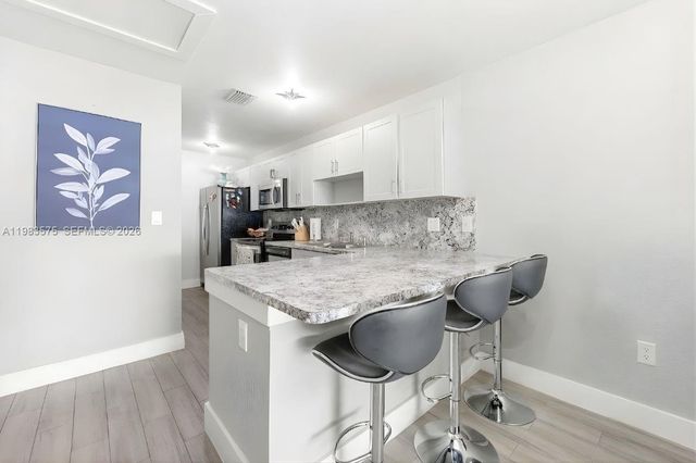 2419 NW 101st St, Miami, FL 33147