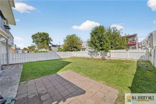 19 Harris Street, Carteret, NJ 07008