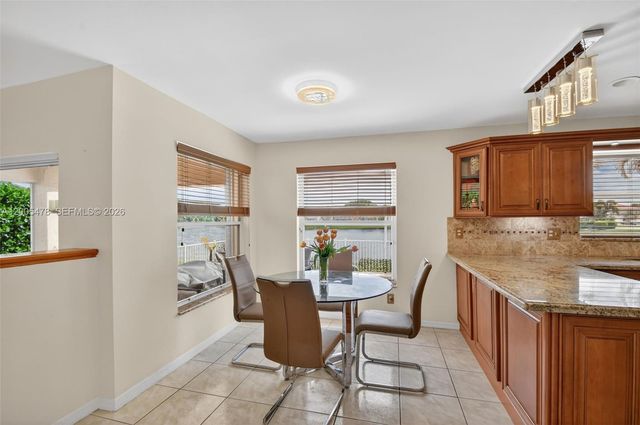 7753 Cedar Hurst Ct, Lake Worth, FL 33467