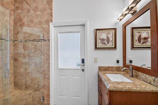 7753 Cedar Hurst Ct, Lake Worth, FL 33467