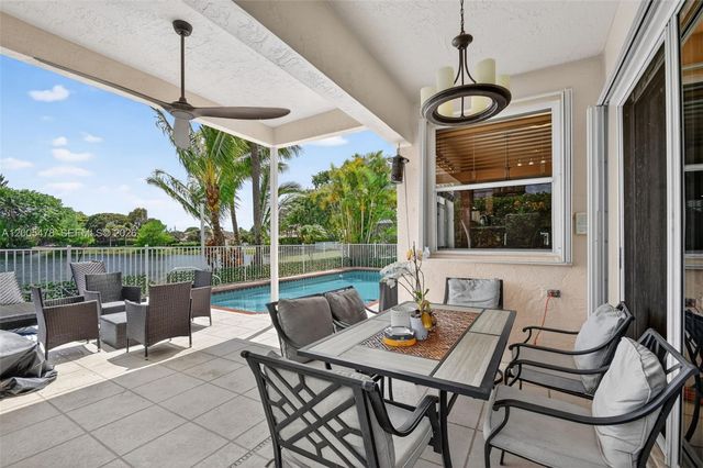 7753 Cedar Hurst Ct, Lake Worth, FL 33467