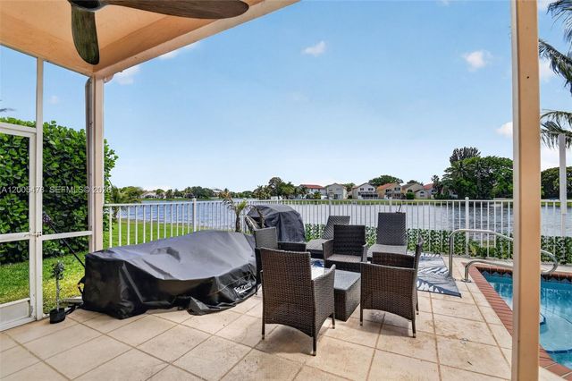 7753 Cedar Hurst Ct, Lake Worth, FL 33467