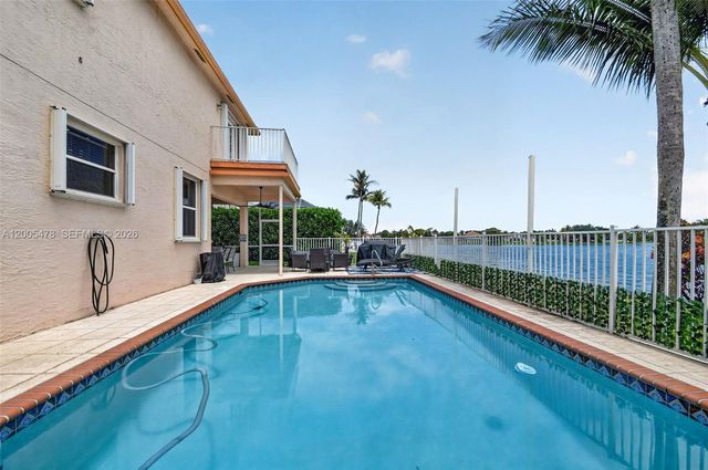 7753 Cedar Hurst Ct, Lake Worth, FL 33467