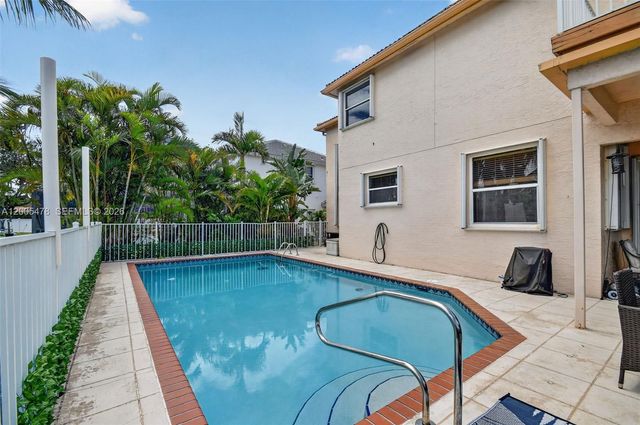 7753 Cedar Hurst Ct, Lake Worth, FL 33467
