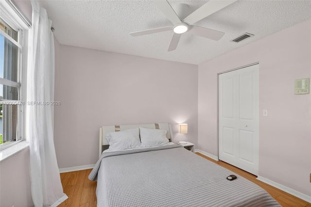7753 Cedar Hurst Ct, Lake Worth, FL 33467