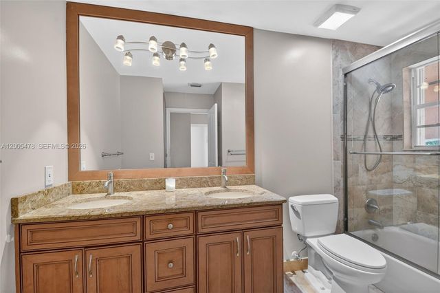 7753 Cedar Hurst Ct, Lake Worth, FL 33467